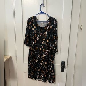 Super cute 3/4 sleeve floral dress